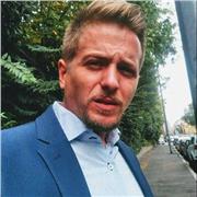 Insegnante madrelingua italiano impartisce lezioni per stranieri (english speaker)